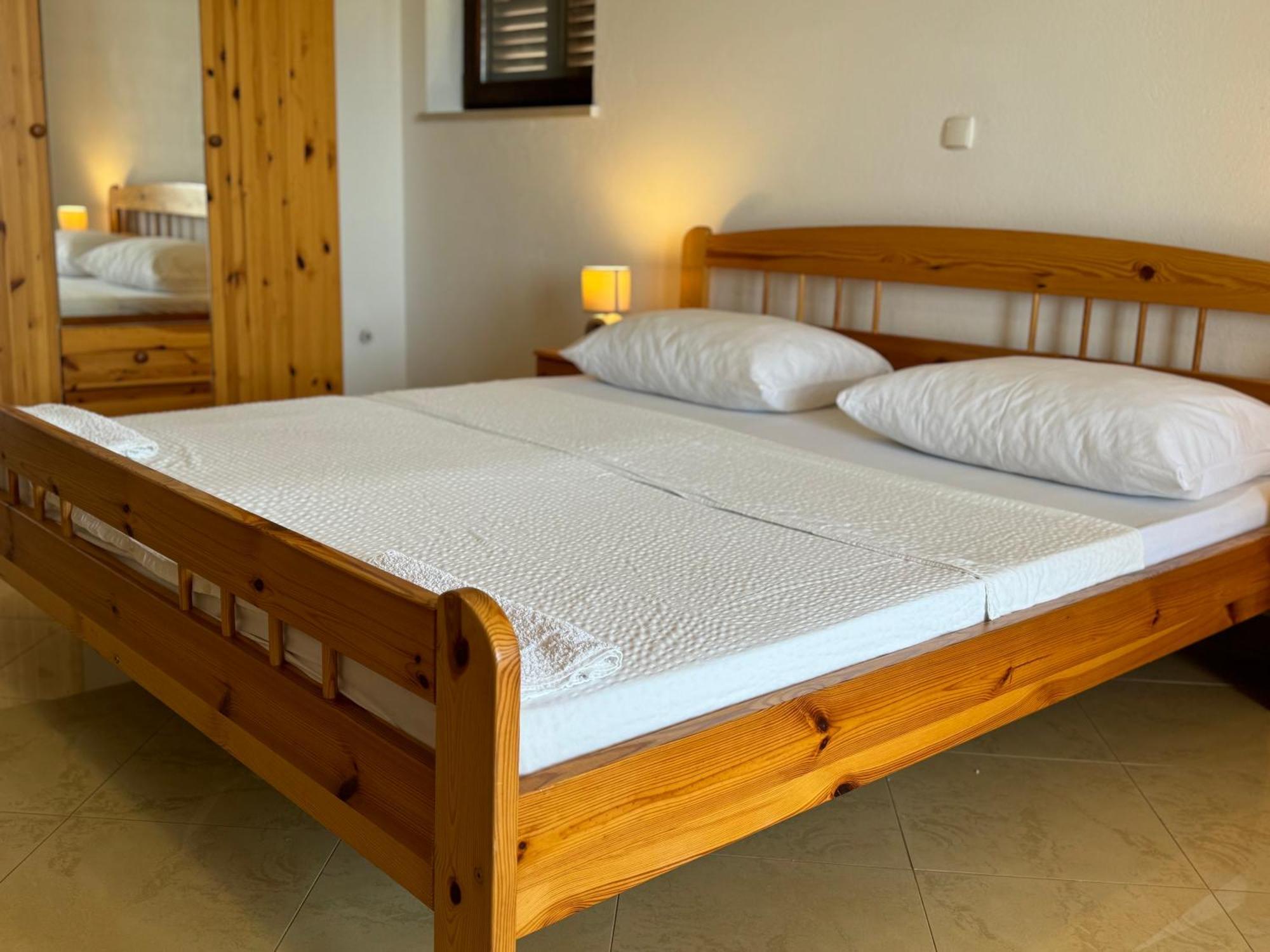 נין Apartments Bernarda 2 מראה חיצוני תמונה