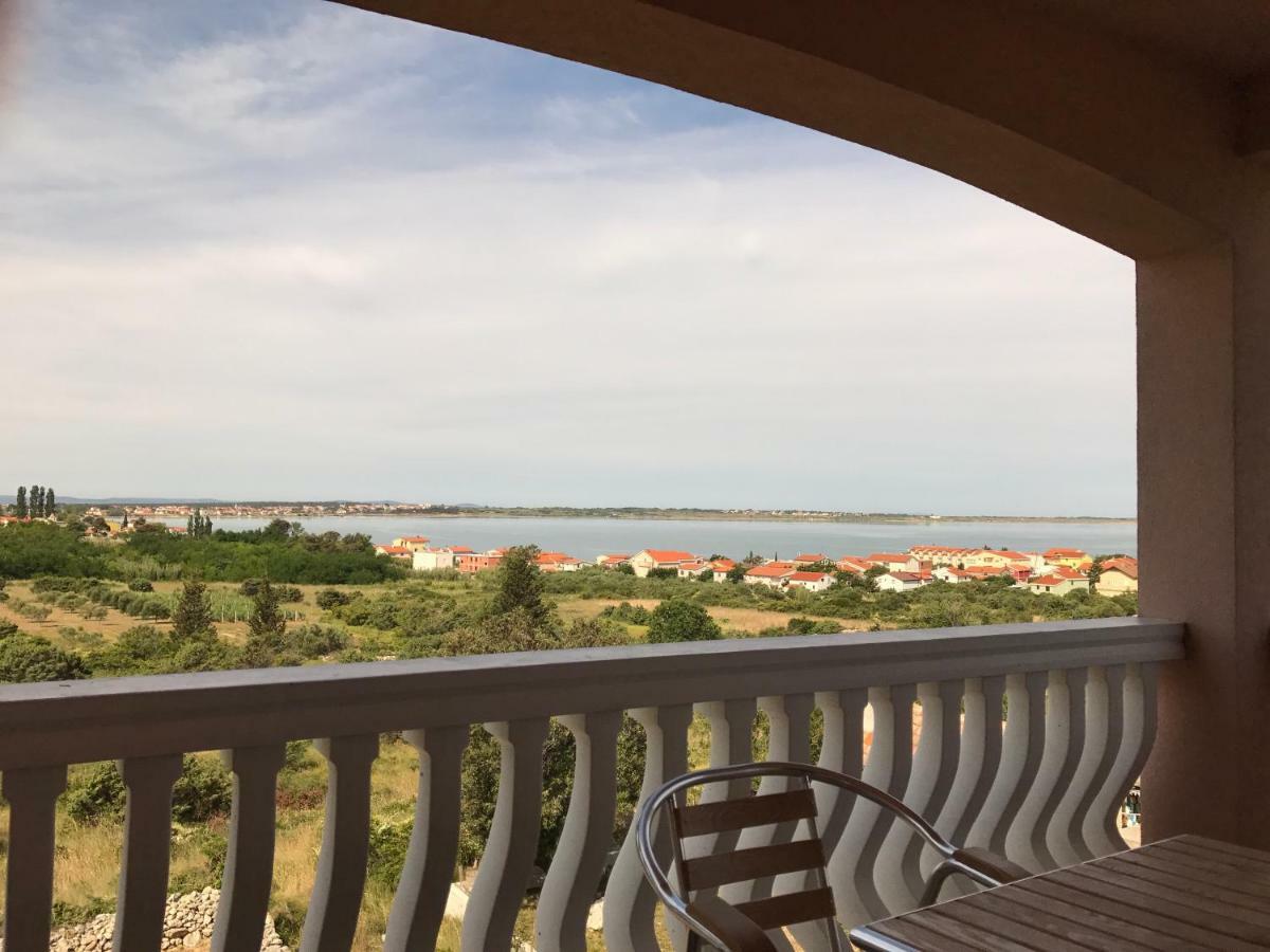 נין Apartments Bernarda 2 מראה חיצוני תמונה